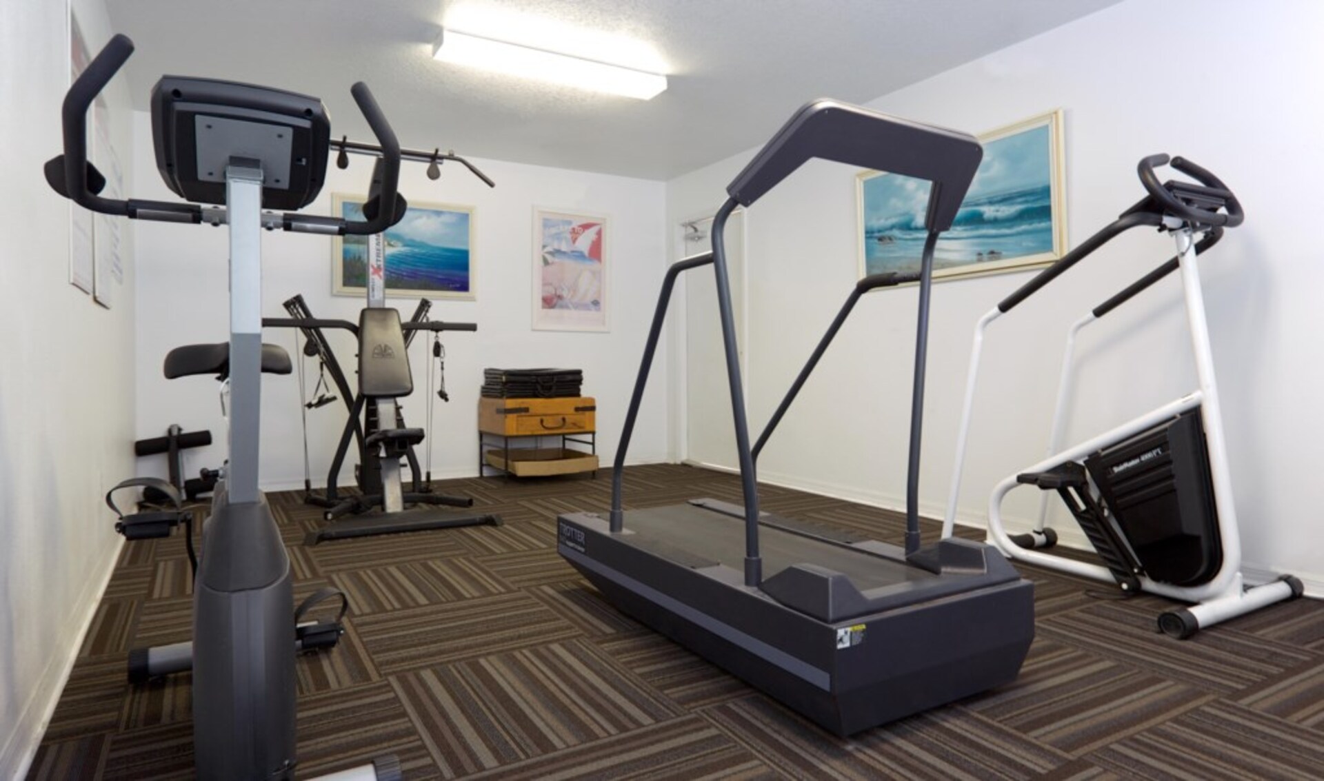 Luxury Contemporary Style Condo on Villas at Island Club, Florida Condo 6017