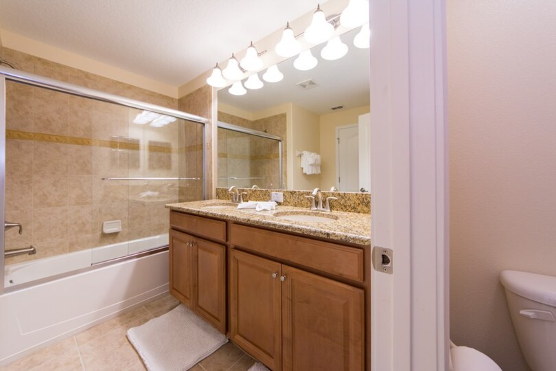 Exclusive Townhouse in One of most Prestigious Resorts, Storey Lake Resort, Florida Townhouse 4086