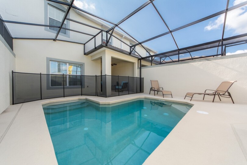 Exclusive Townhouse in One of most Prestigious Resorts, Storey Lake Resort, Florida Townhouse 4086