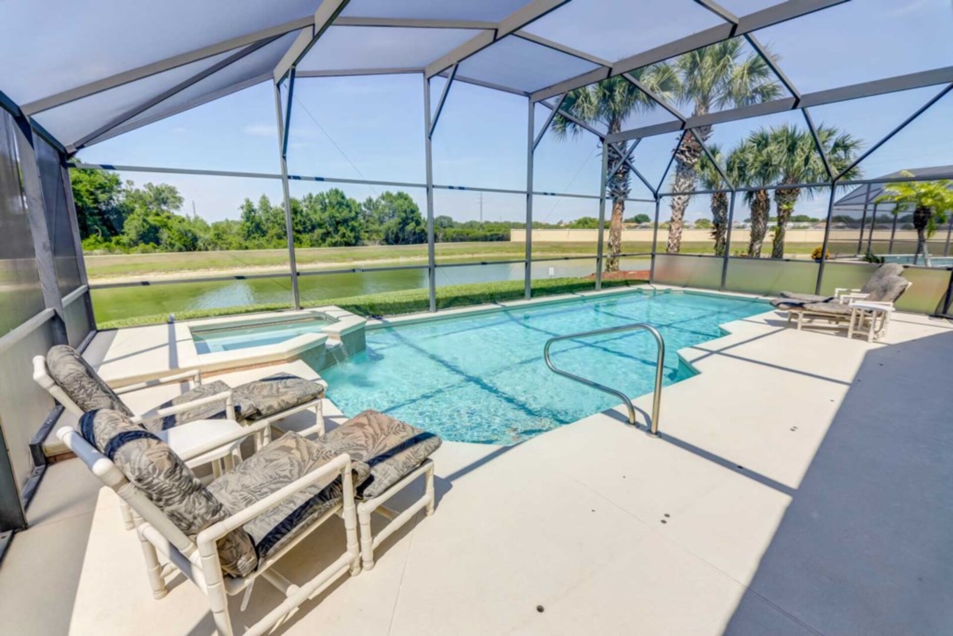 5 Star Villa with Private Pool on Indian Creek, Florida Villa 6109