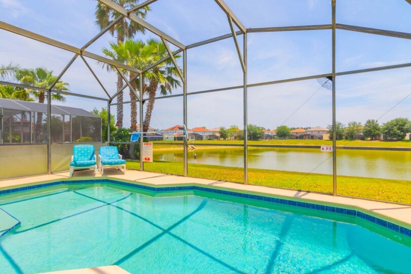 Exclusive Holiday Villa on Sunrise Lakes vacation, minutes from Disney, Florida Villa 5970