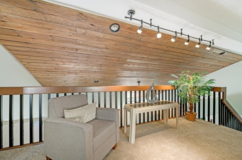 Exclusive Condo in One of most Prestigious Resorts, Santa Maria Harbor Resort, Florida Condo 5942