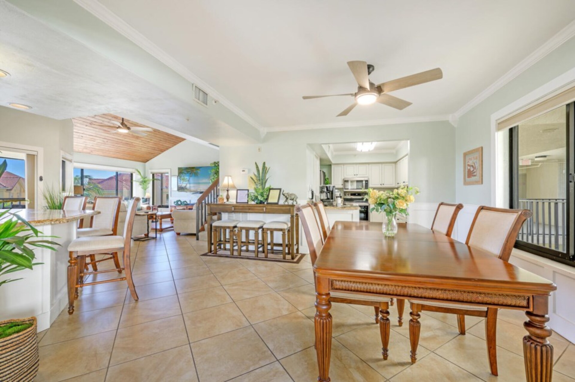 Exclusive Condo in One of most Prestigious Resorts, Santa Maria Harbor Resort, Florida Condo 5942