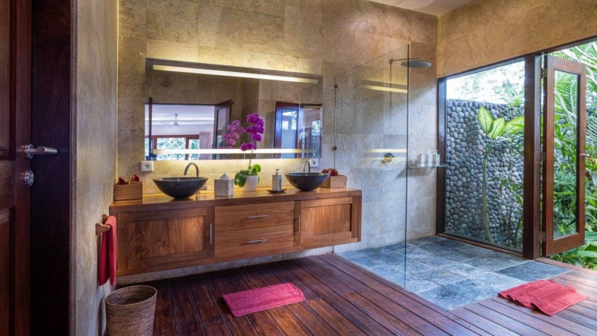 Lovely 7 Bedroom Villa With Spa & Pool , Bali Villa 2137