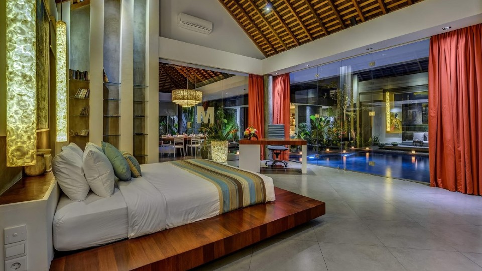 Beautiful Villa with Private Pool & Sunny Environment, Bali Villa 2138