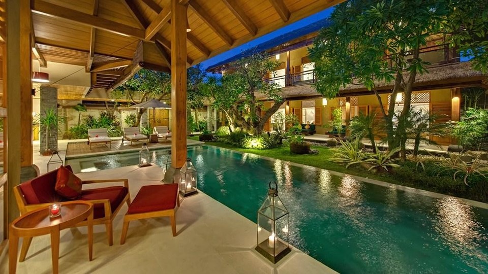 Peaceful Villa with Glistering Swimming Pool, Bali Villa 2139