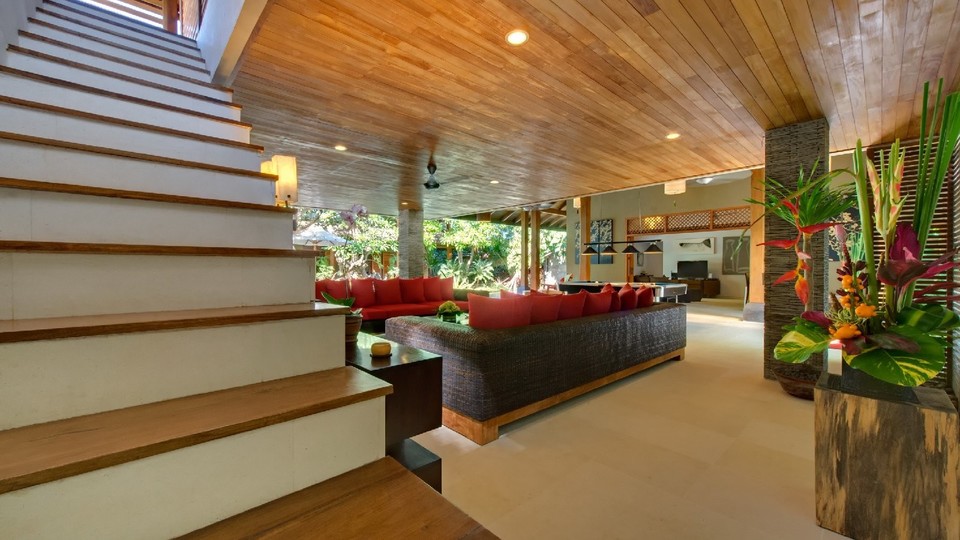 Peaceful Villa with Glistering Swimming Pool, Bali Villa 2139
