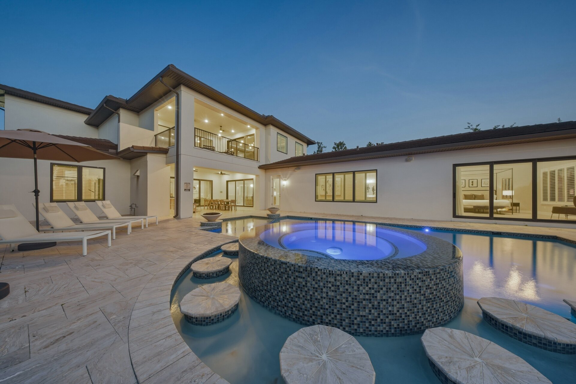 Rent this Luxury 5 Star Mansion on The Bear's Den Resort, Orlando Mansion 6125