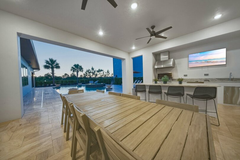 Rent this Luxury 5 Star Mansion on The Bear's Den Resort, Orlando Mansion 6125