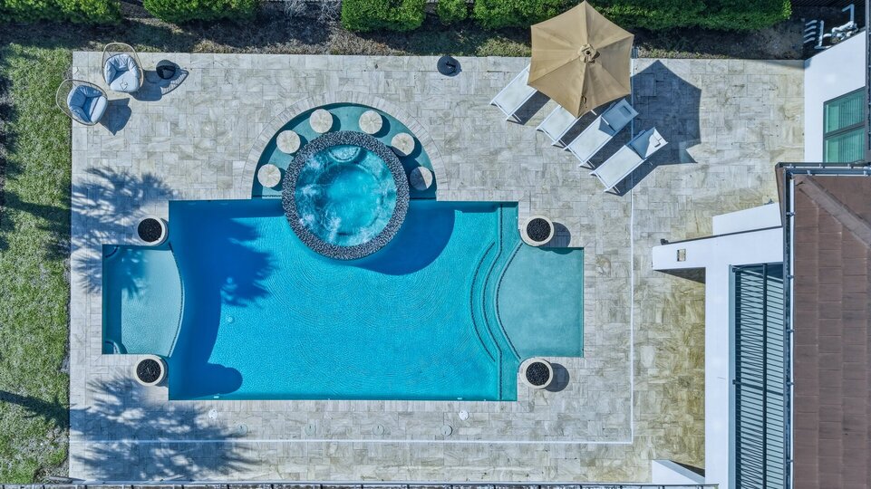 Rent this Luxury 5 Star Mansion on The Bear's Den Resort, Orlando Mansion 6125