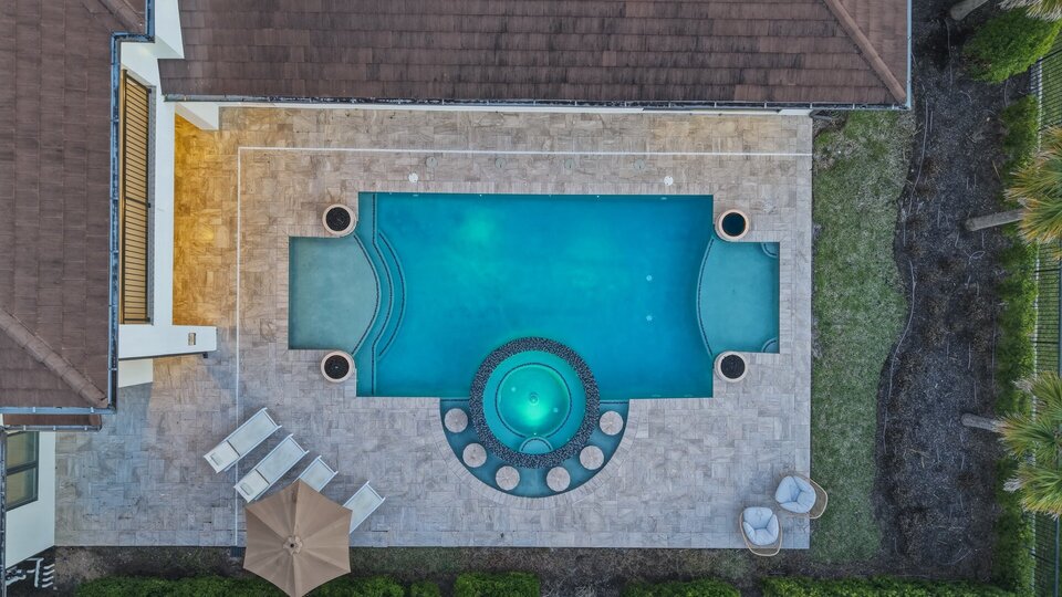 Rent this Luxury 5 Star Mansion on The Bear's Den Resort, Orlando Mansion 6125