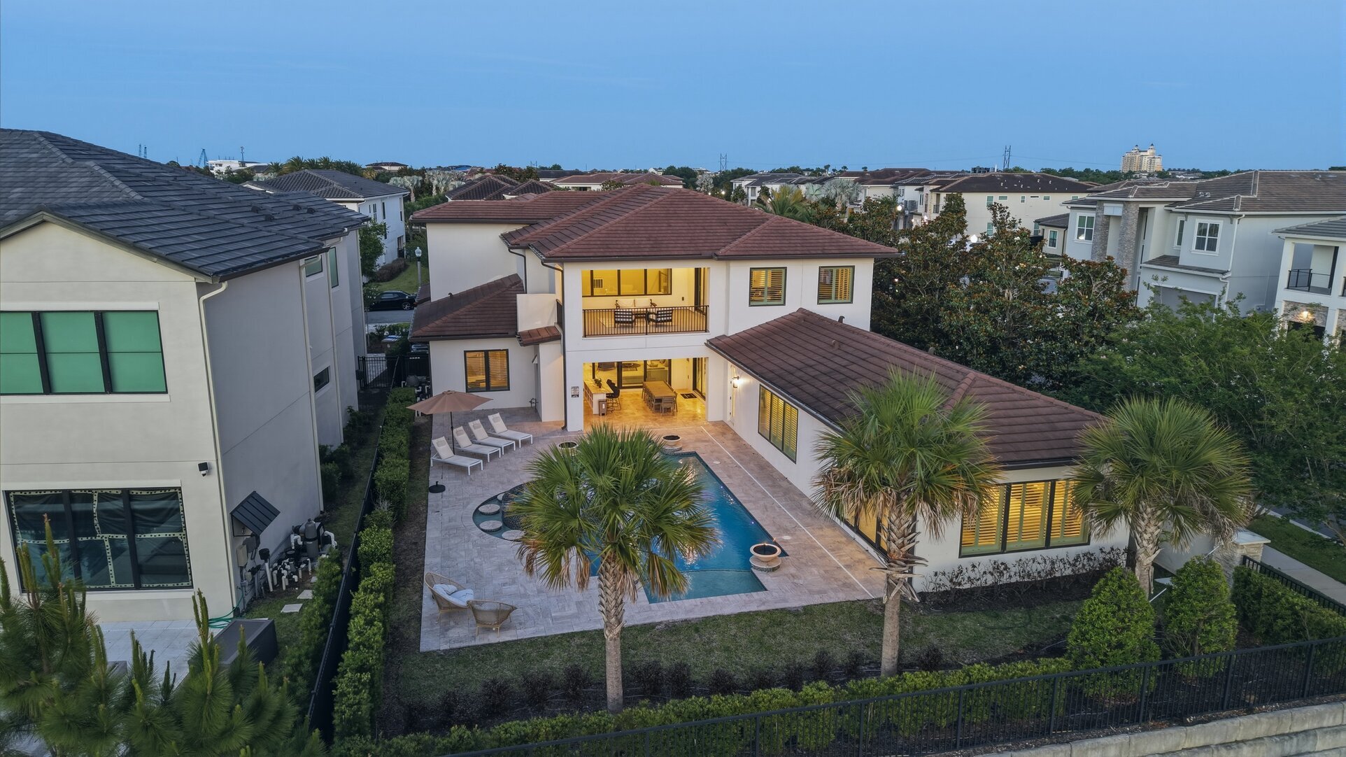 Rent this Luxury 5 Star Mansion on The Bear's Den Resort, Orlando Mansion 6125