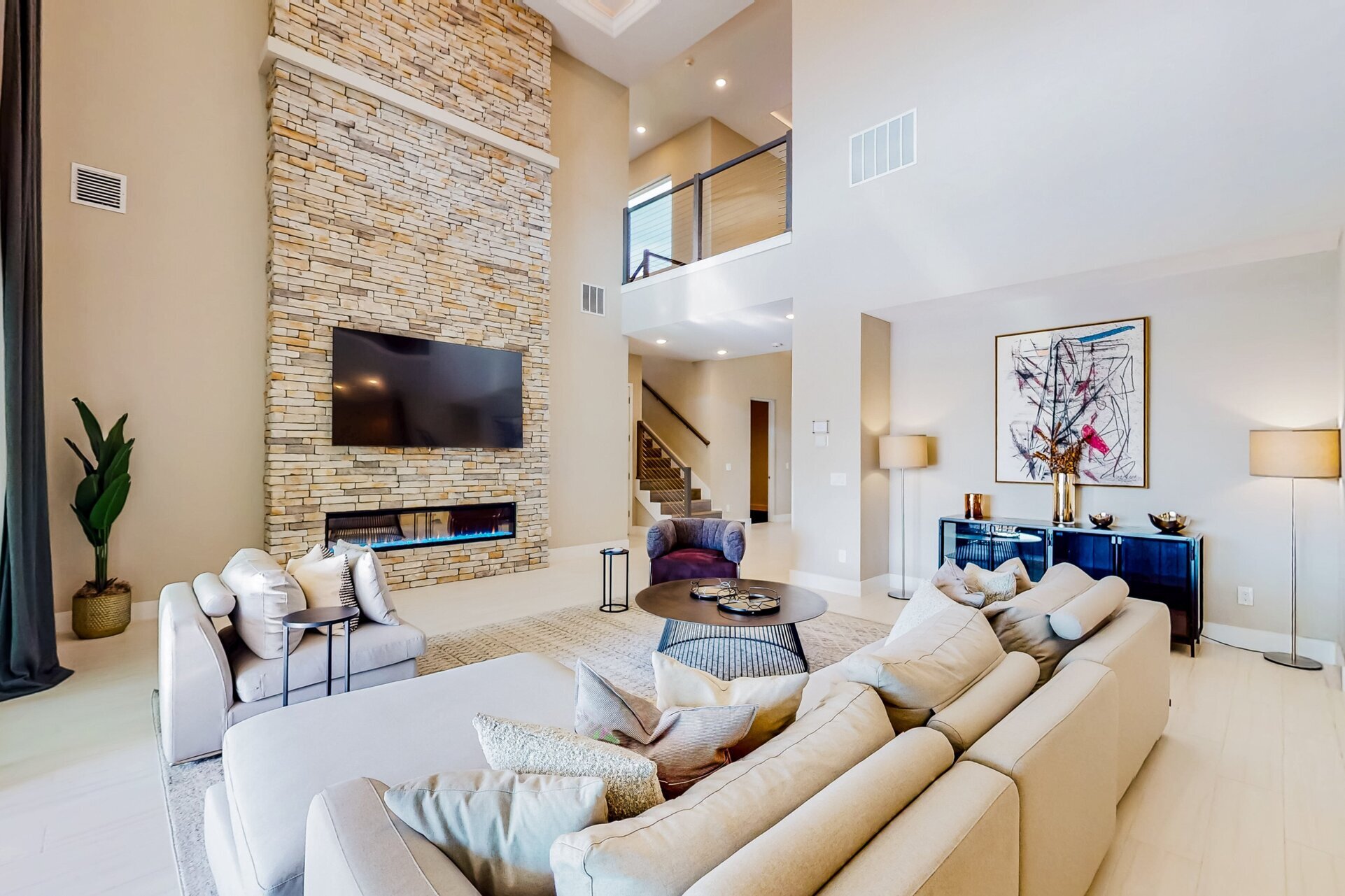Rent this Luxury 5 Star Mansion on The Bear's Den Resort, Orlando Mansion 6125
