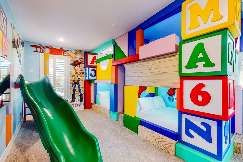 Rent this Luxury 5 Star Mansion on The Bear's Den Resort, Orlando Mansion 6125