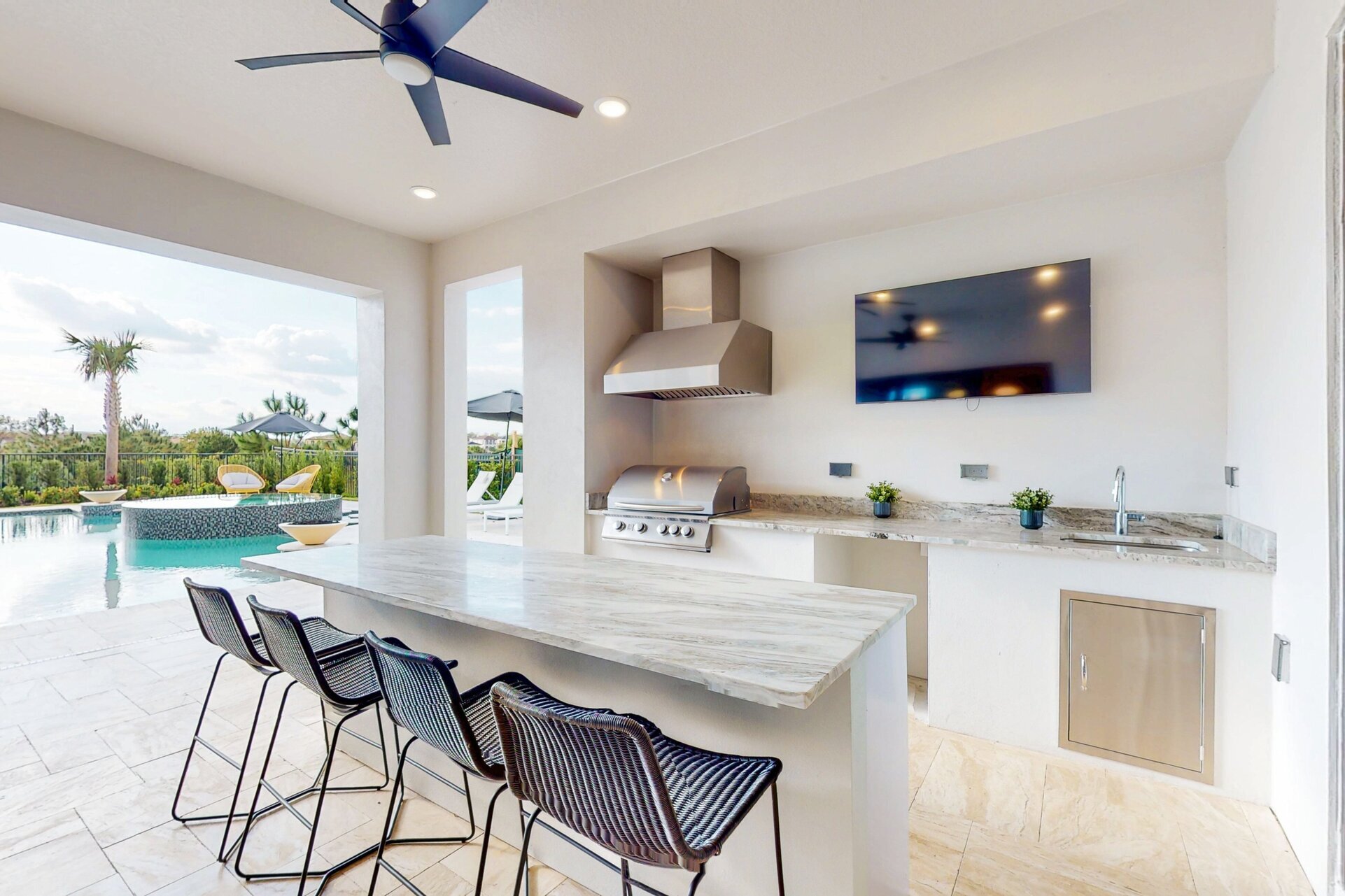 Rent this Luxury 5 Star Mansion on The Bear's Den Resort, Orlando Mansion 6125