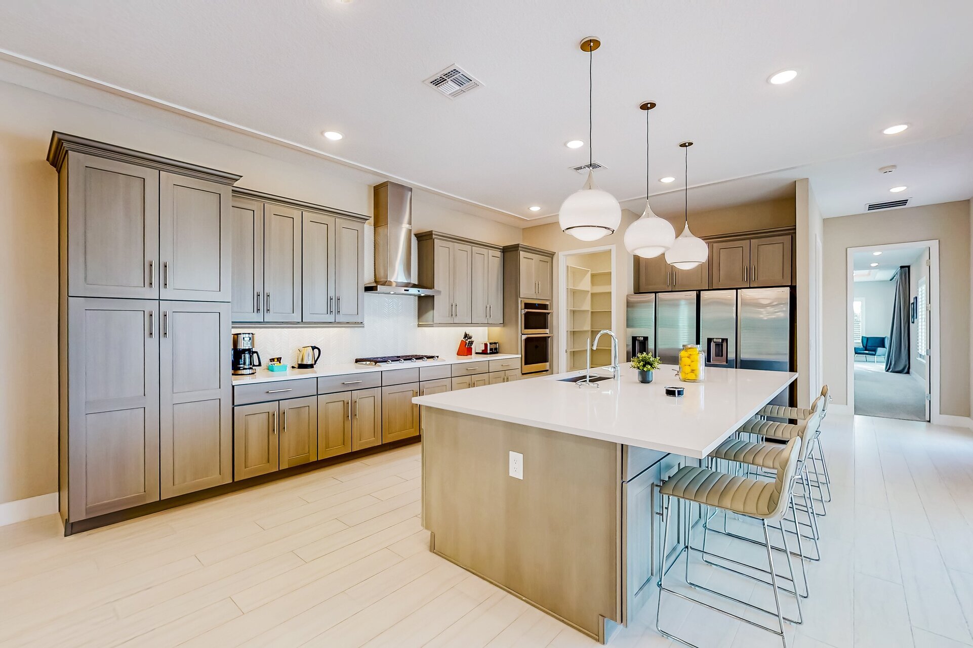 Rent this Luxury 5 Star Mansion on The Bear's Den Resort, Orlando Mansion 6125