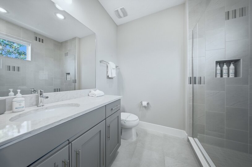 Rent this Luxury 5 Star Mansion on The Bear's Den Resort, Orlando Mansion 6125