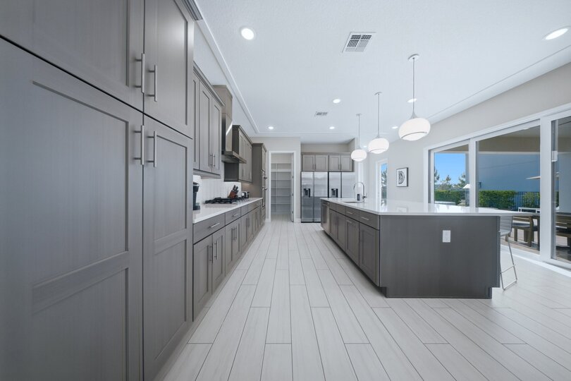 Rent this Luxury 5 Star Mansion on The Bear's Den Resort, Orlando Mansion 6125