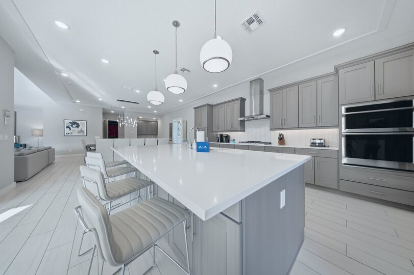 Rent this Luxury 5 Star Mansion on The Bear's Den Resort, Orlando Mansion 6125