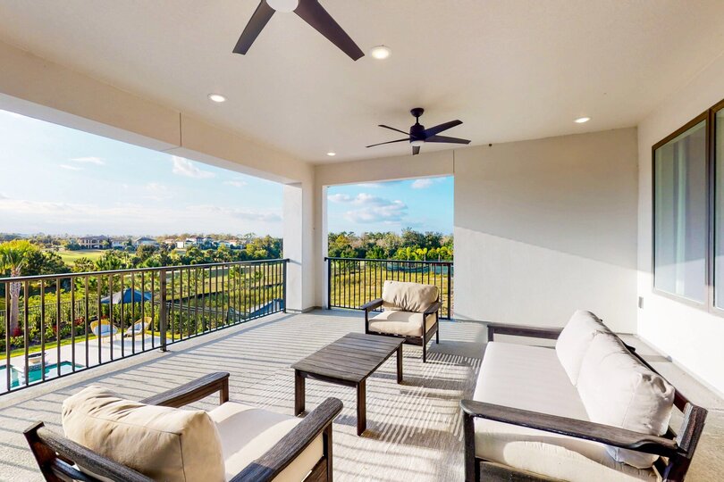 Rent this Luxury 5 Star Mansion on The Bear's Den Resort, Orlando Mansion 6125