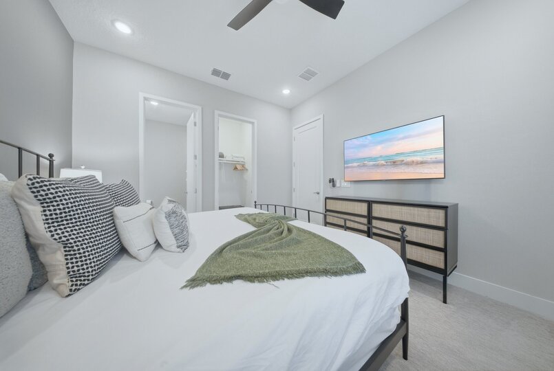 Rent this Luxury 5 Star Mansion on The Bear's Den Resort, Orlando Mansion 6125