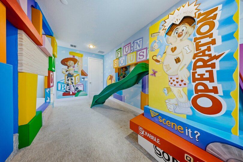 Rent this Luxury 5 Star Mansion on The Bear's Den Resort, Orlando Mansion 6125