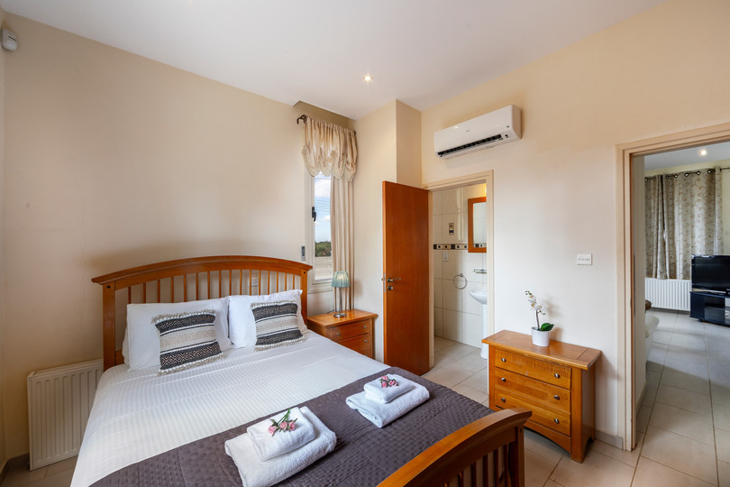 The Perfect Luxury Villa, Protaras Villa 1039
