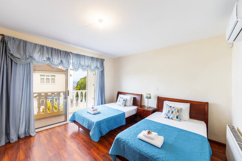 The Perfect Luxury Villa, Protaras Villa 1039