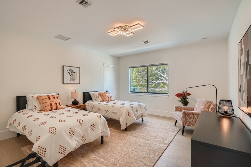 Picture Relaxing in This Idyllic Villa in West Palm Beach,West Palm Beach Villa 1881