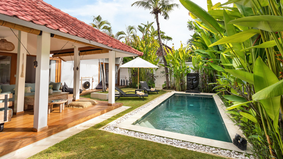 Spacious 3BR Villa W/ Garden & Pool in Bali, Bali Villa 2208