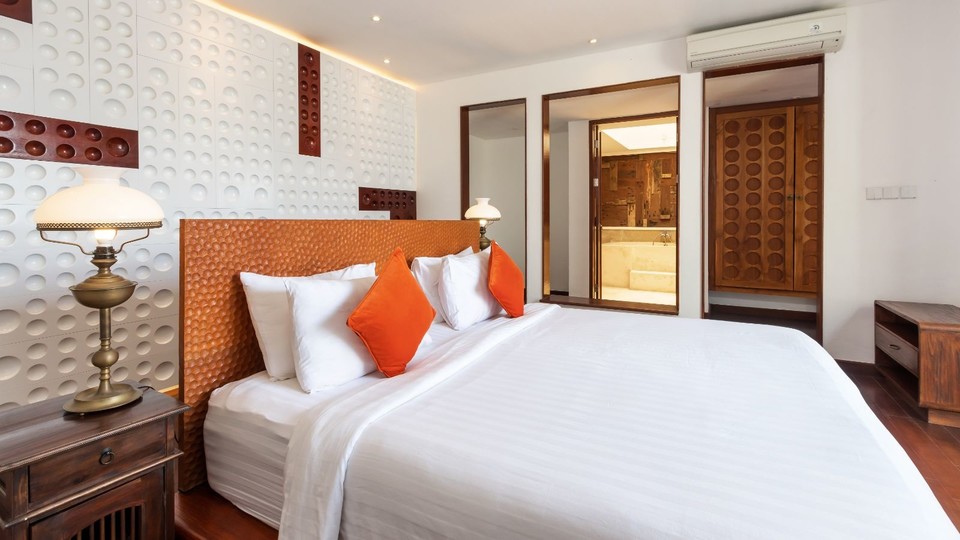 Peaceful 16BR Villa W/ Pool in Bali, Bali Villa 2209