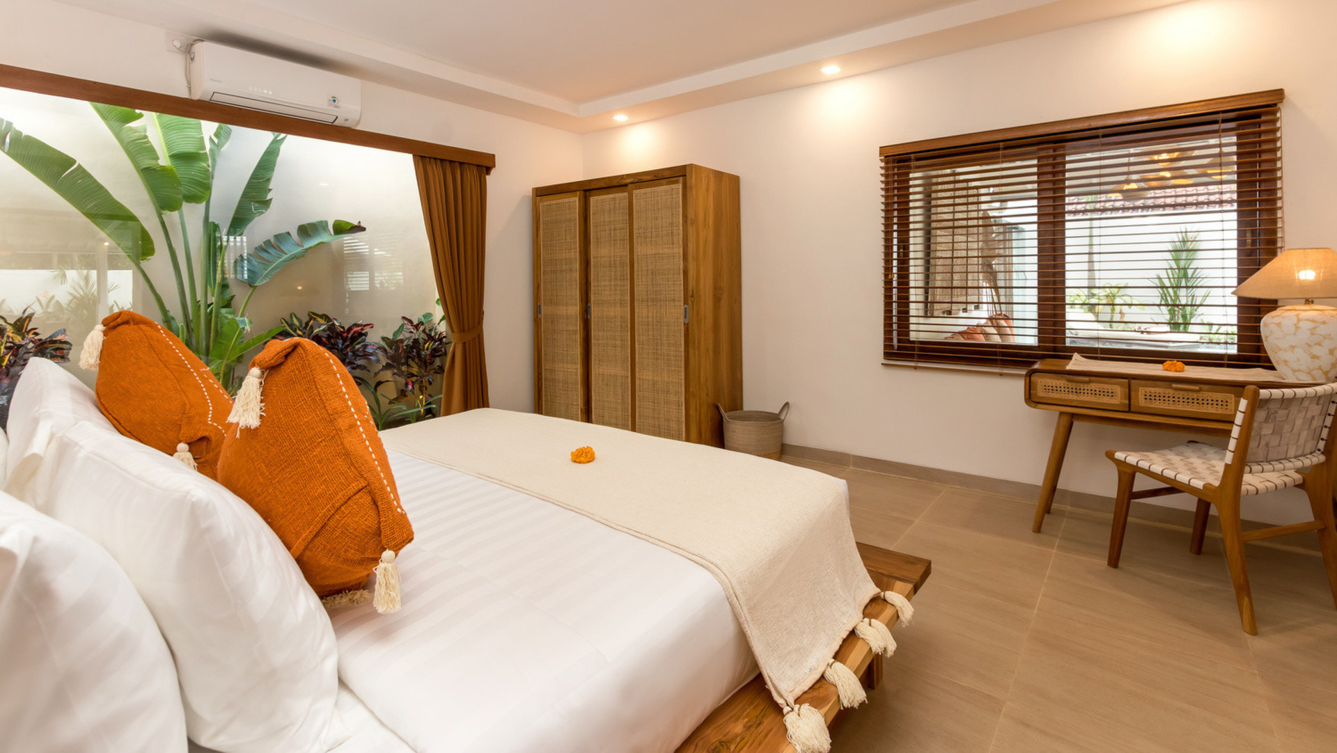 Wonderful 4BR Villa with Pool, Bali Villa 2212