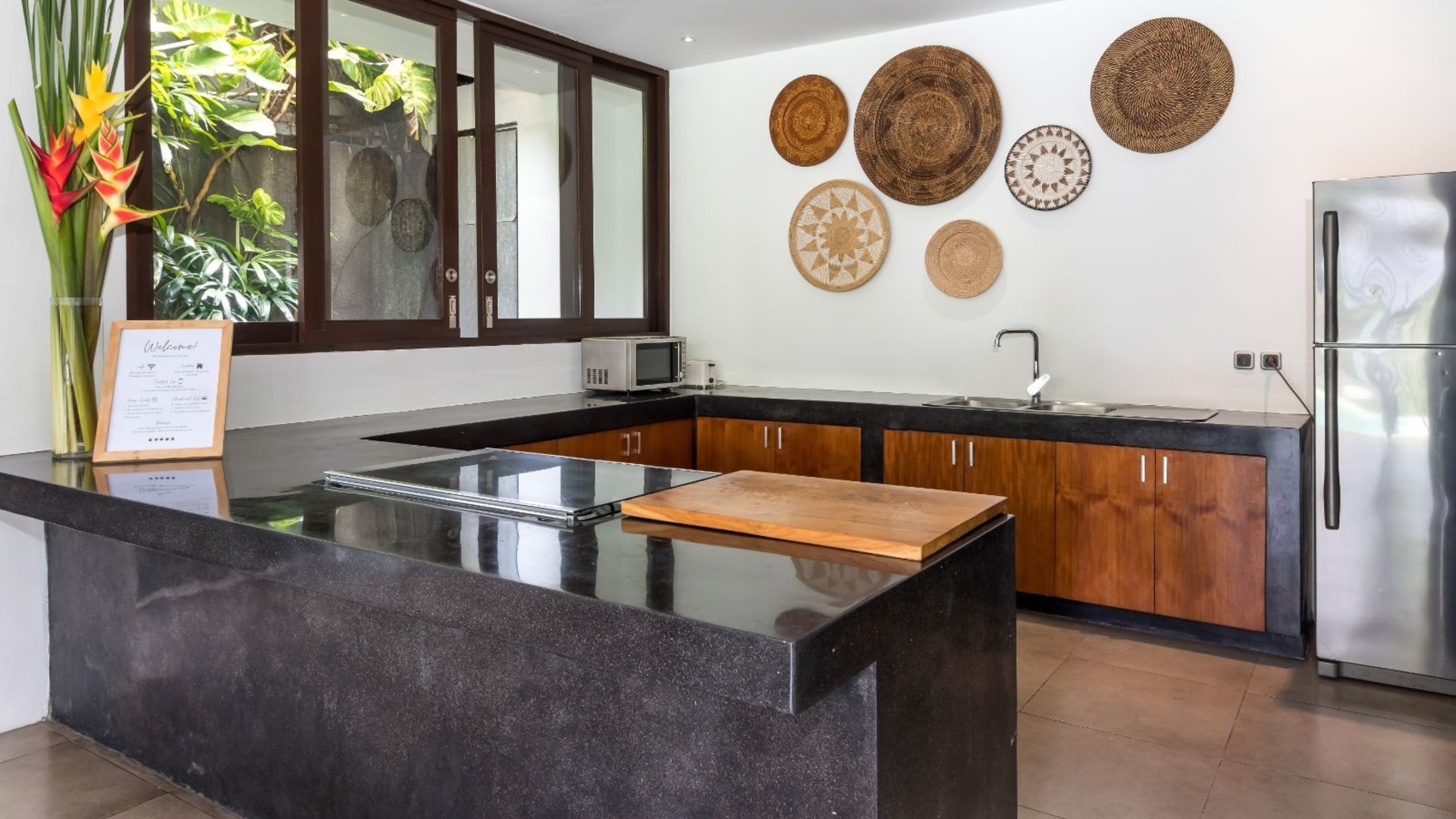 Cozy 2BR Villa W/Amazing Pool Area, Bali Villa 2216