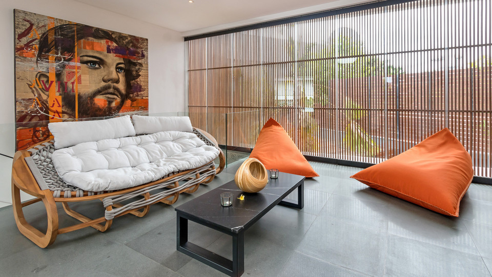 Cheerful 4BR Villa W/ Pool & Balcony, Bali Villa 2219