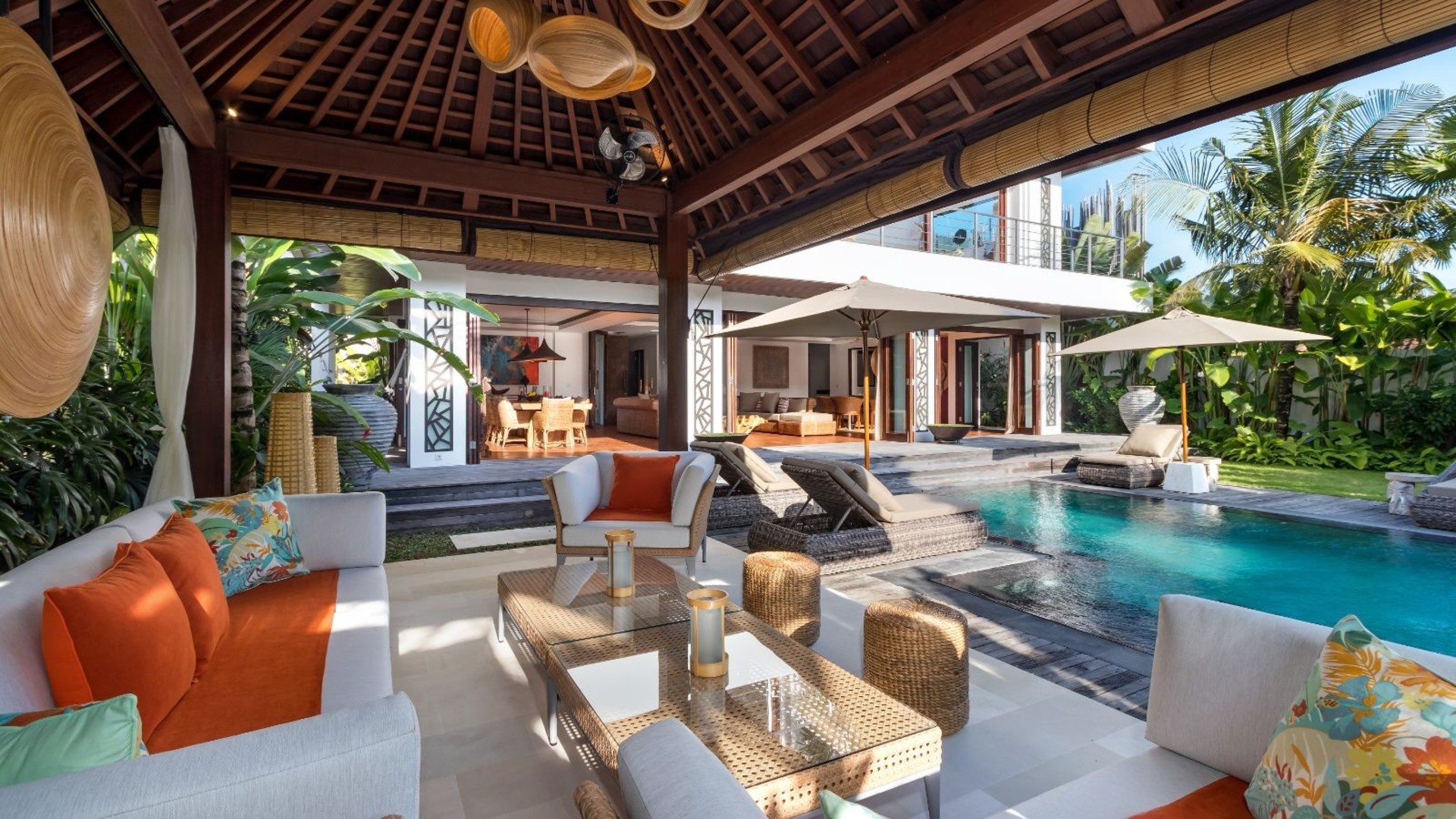 Modern 4BR Villa W/ Pool & Balcony, Bali Villa 2220