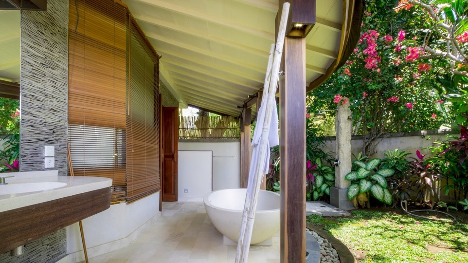 Dreamy 3BR Villa With Pool & Garden, Bali Villa 2229