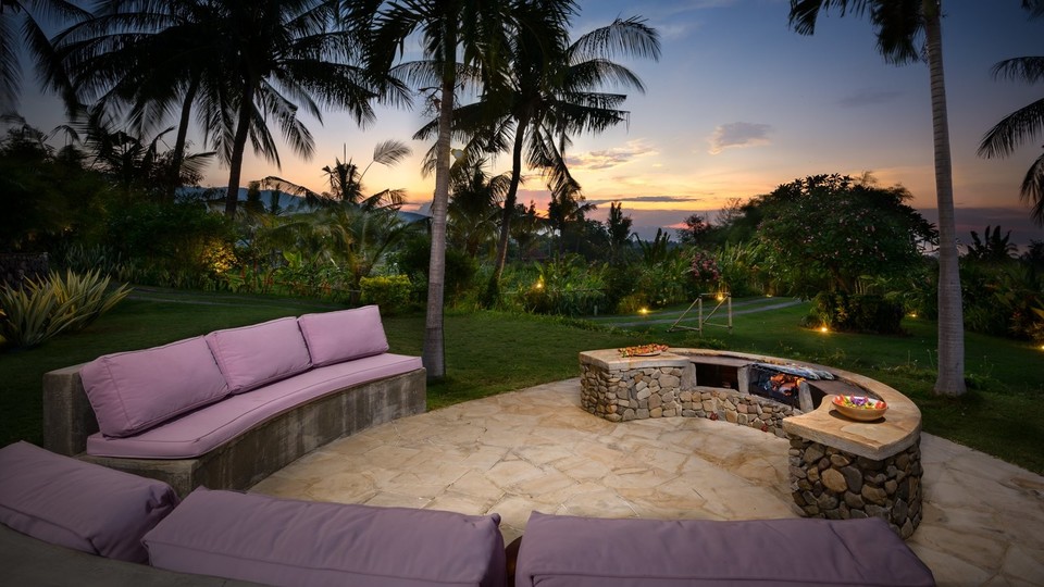 Lovely 3BR Villa W/ Amazing Pool & Sea views, Bali Villa 2235