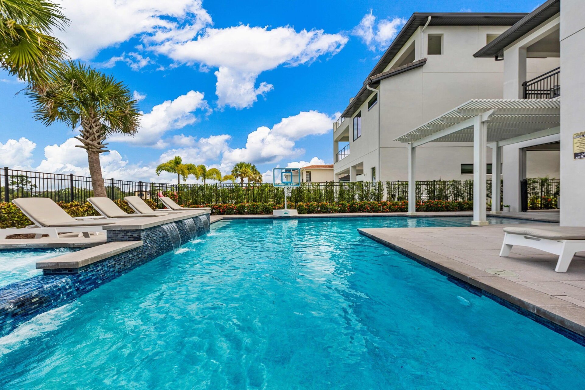 5 Star Villa Opus – A Signature Luxury Estate