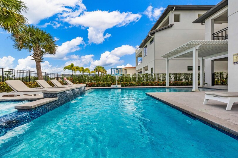 5 Star Villa Opus – A Signature Luxury Estate
