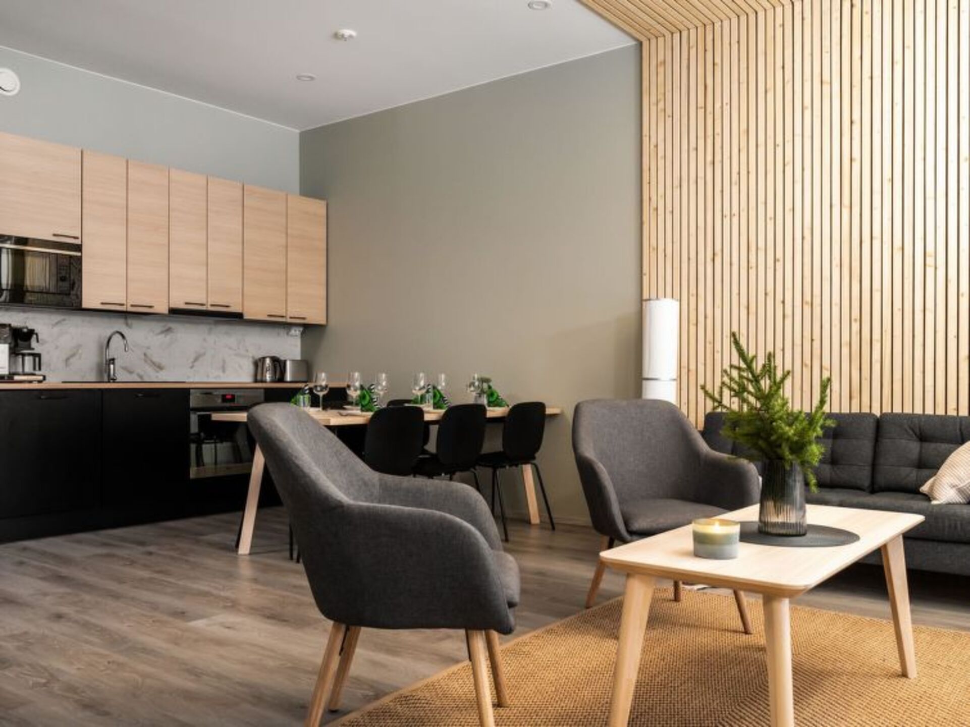 Kitchen / Dining Room