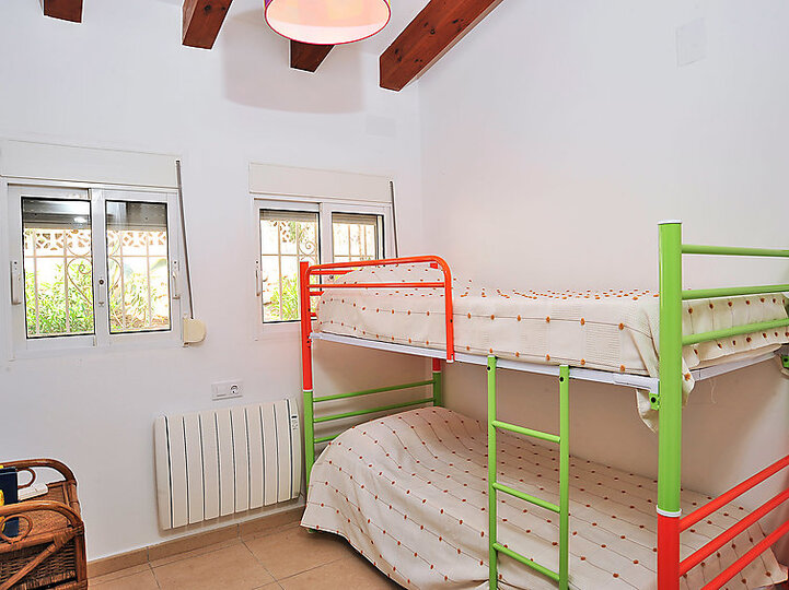Exquisite Villa with Panoramic Sea Views,1027