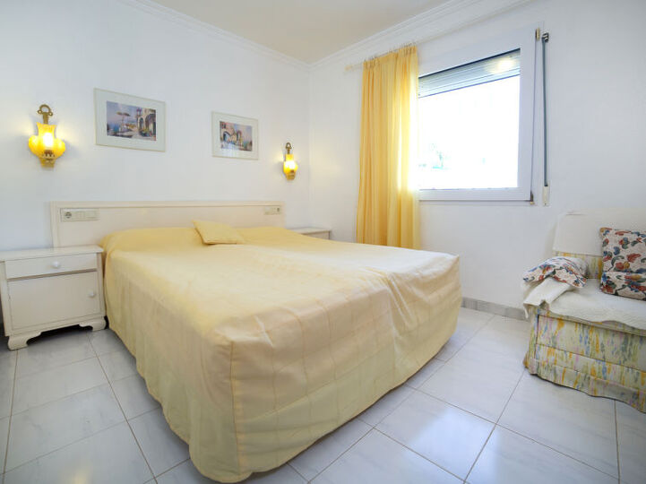 Tranquil Oasis in Costa Blanca,1034