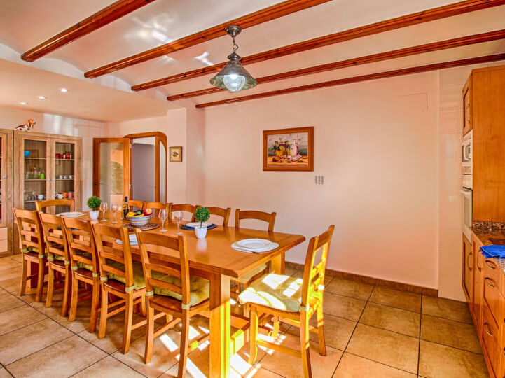 Kitchen / Dining Room