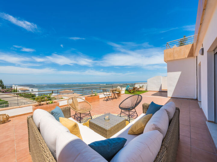 Luxurious Beachfront Villa with Stunning Views,1068, Pego, Spain