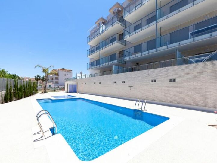 Unwind in a 3 Bed Villa Oasis,1112, Oliva, Spain