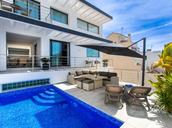 Stunning 4 Bedroom Villa with Ocean Views,1151, Nerja, Spain