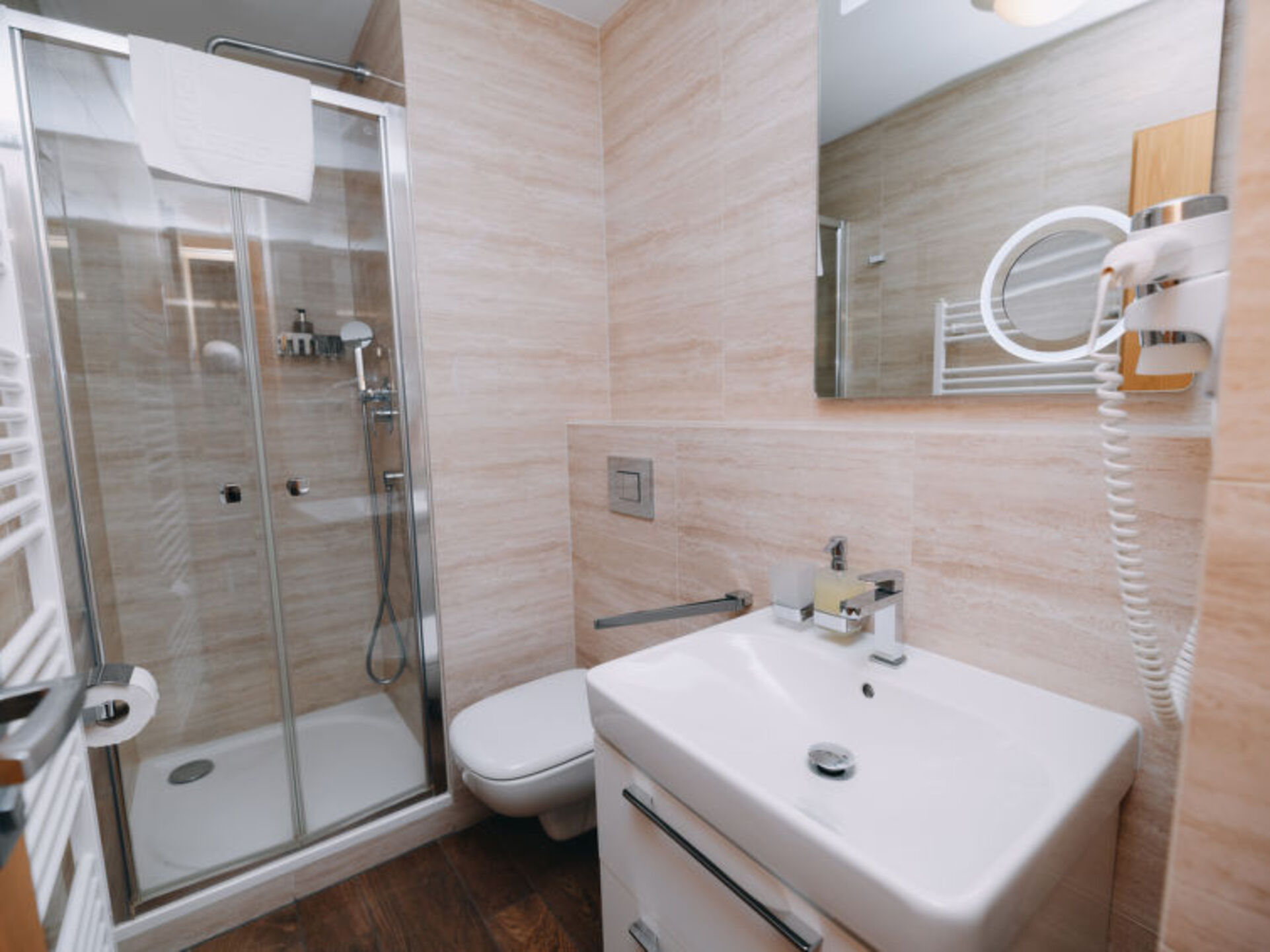 Bathroom / Wellness