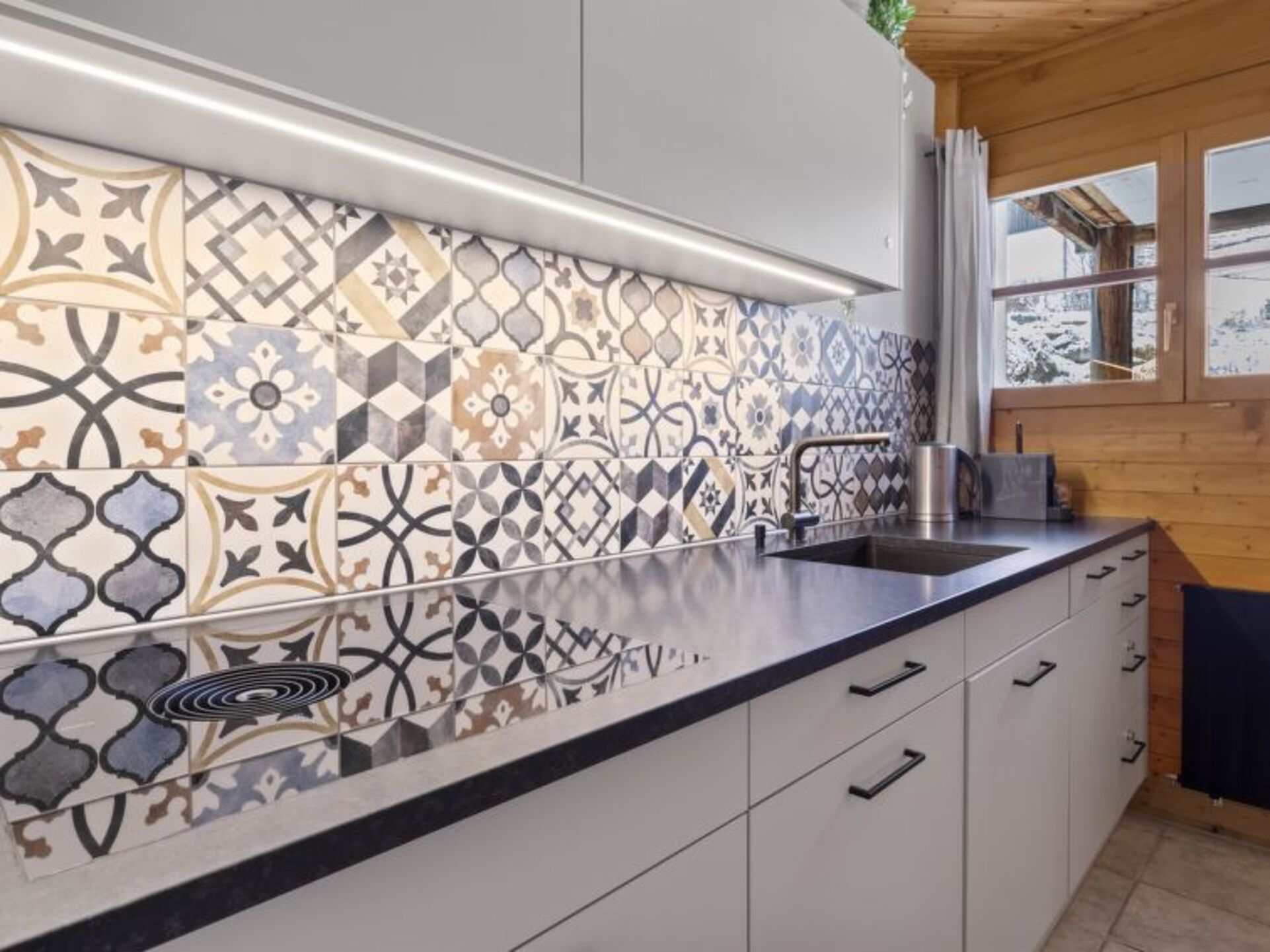 Serene 2Bed Retreat with Stunning Views,1122