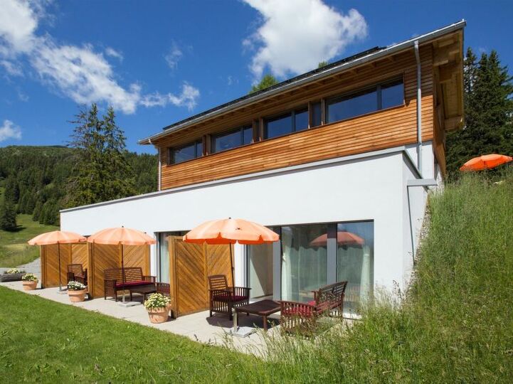 Tranquil Mountain Villa Retreat,1123