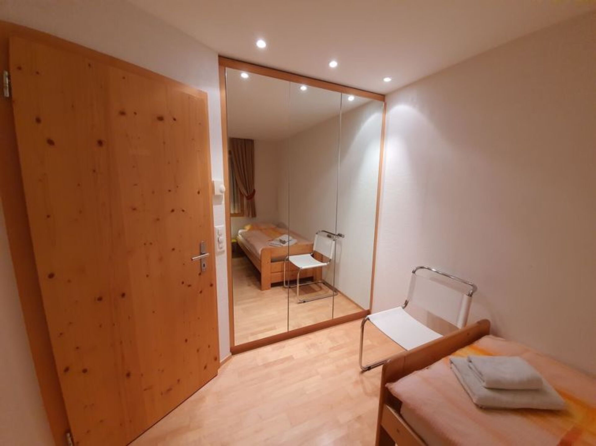 Tranquil 2 Bedroom Hideaway in Graubünden,1125